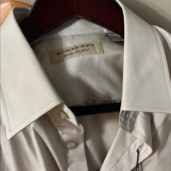 Burberry Light Tan Collared Shirt - Picture 7 of 11